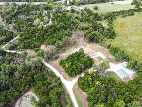 7940 Zack Rd, COLUMBIA, MO 65202
