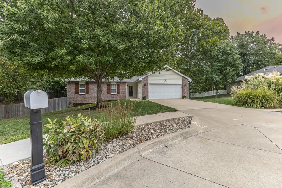 2904 Creekside Ct, Columbia, MO 65202 - #2