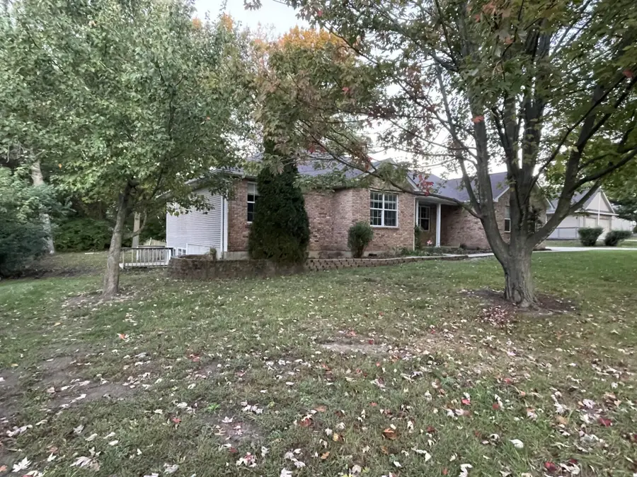 1855 Cedar Lake Dr, Moberly, MO 65270 - #2
