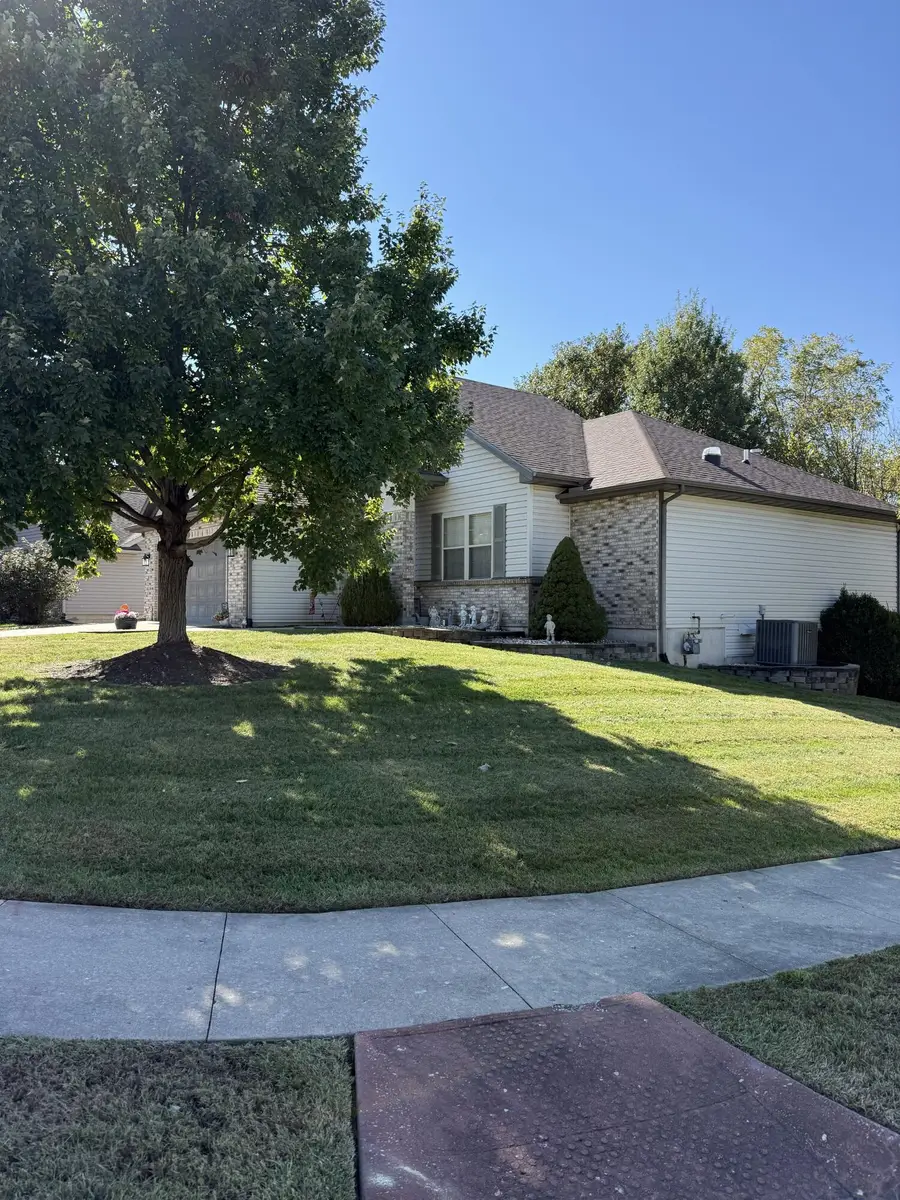 3809 Armadillo Dr, Columbia, MO 65202 - #2