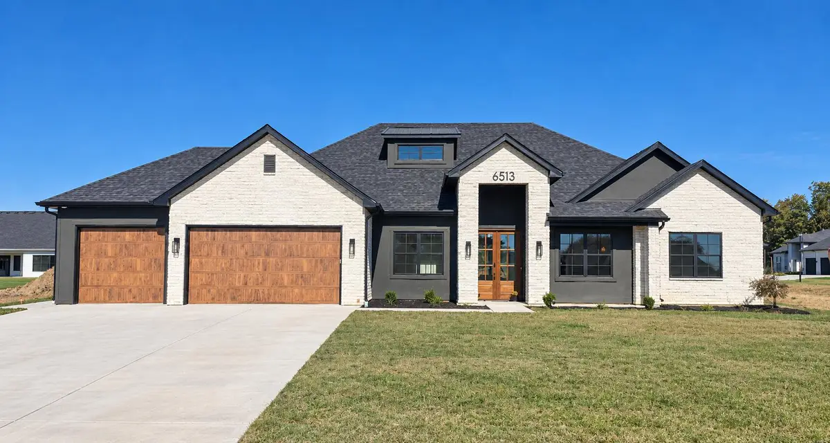 6513 Burnhill Dr, Columbia, MO 65201 - #1