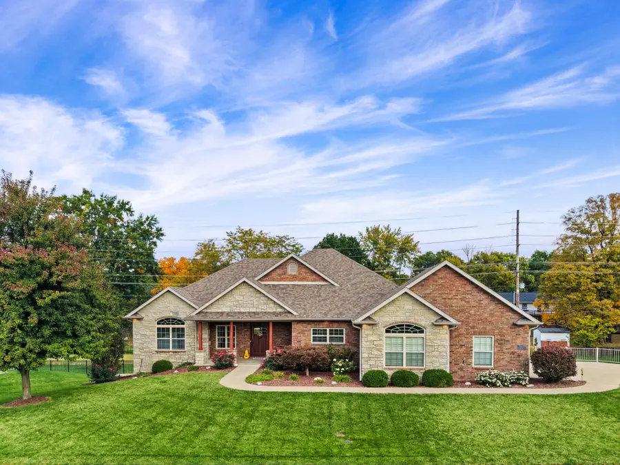 3909 Gailcrest Dr, Columbia, MO 65203 - #2