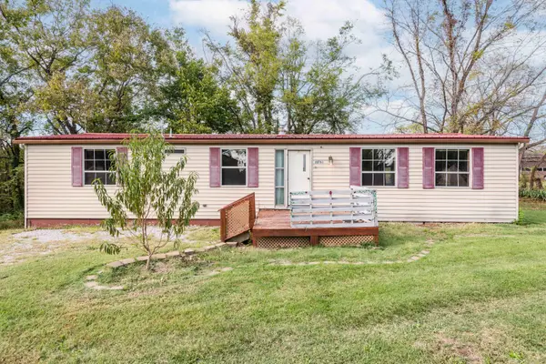 10761 S Route, COLUMBIA, MO 65203