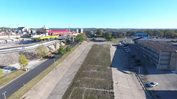 3522 W State Highway 76, Branson, MO 65616