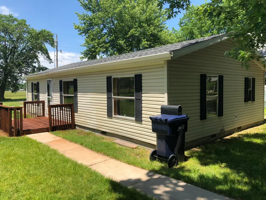 618 S Hall Street, Webb City, MO 64870 - Image #2
