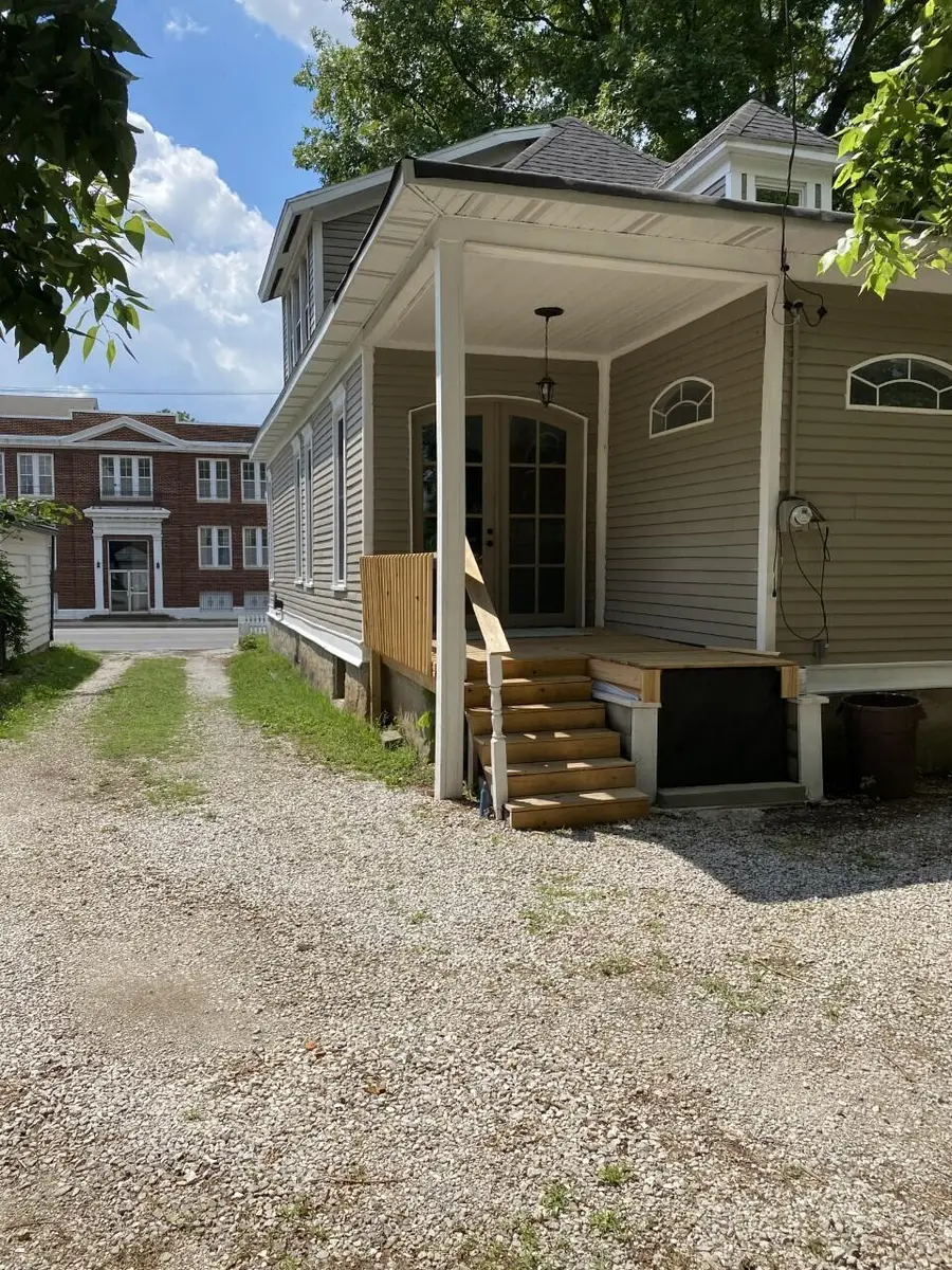 531 E Division Street, Springfield, MO 65803 - #2