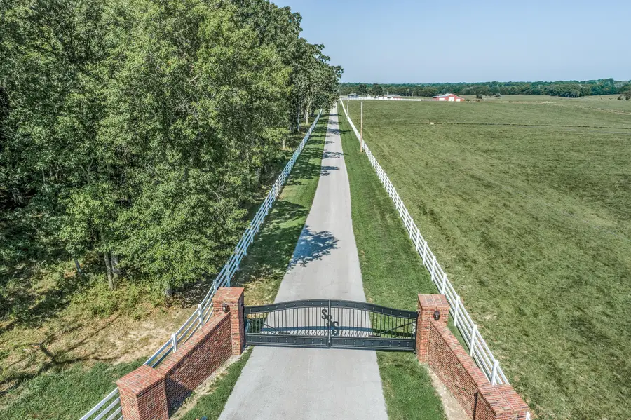 4697 N Farm Road 175, Springfield, MO 65803 - Image #2