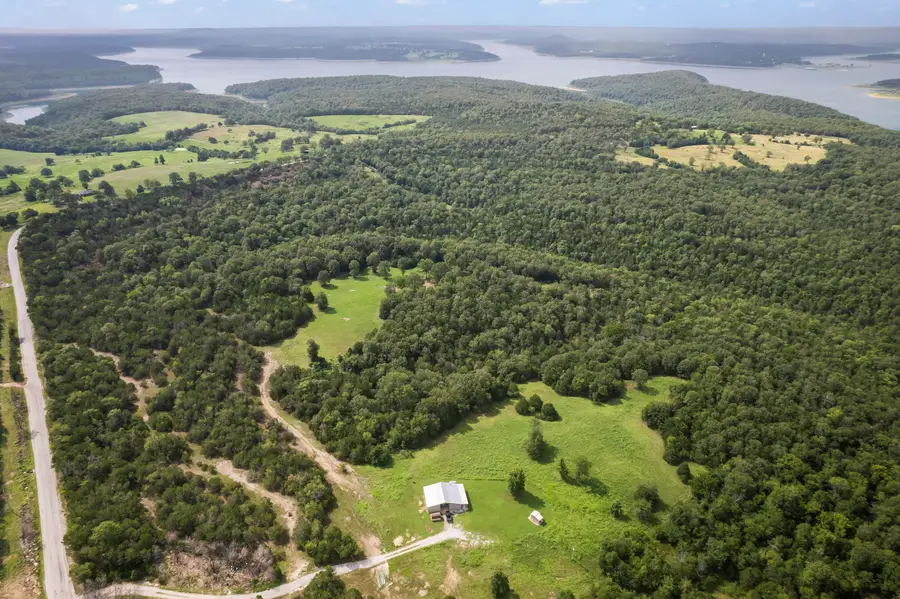 518 Nave Ferry Road, Protem, MO 65733 - Image #3