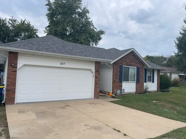 227 West Center Street, Rogersville, MO 65742