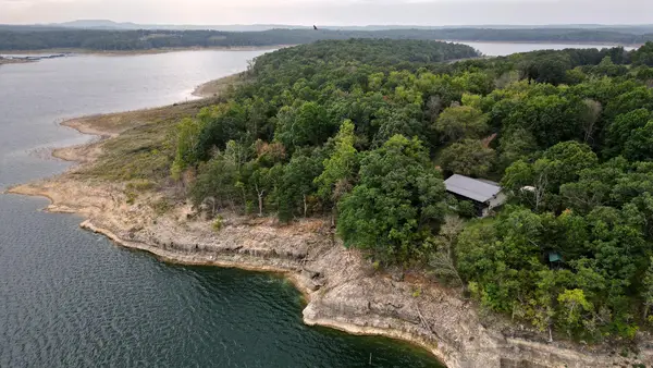 1976 County Road 640, Theodosia, MO 65761