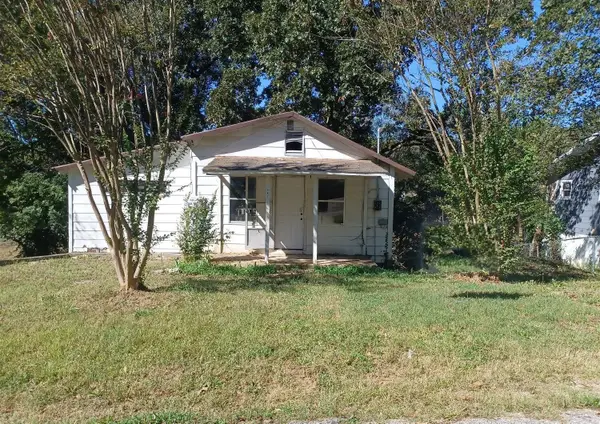 407 Alton Road, Thayer, MO 65791