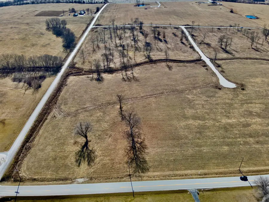 004 South 82 Rd, Bolivar, MO 65613 - Image #3