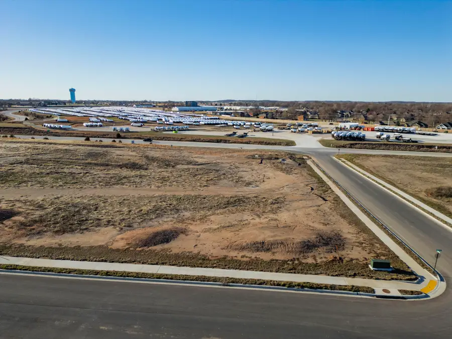 003 S Faith Court, Bolivar, MO 65613 - Image #3