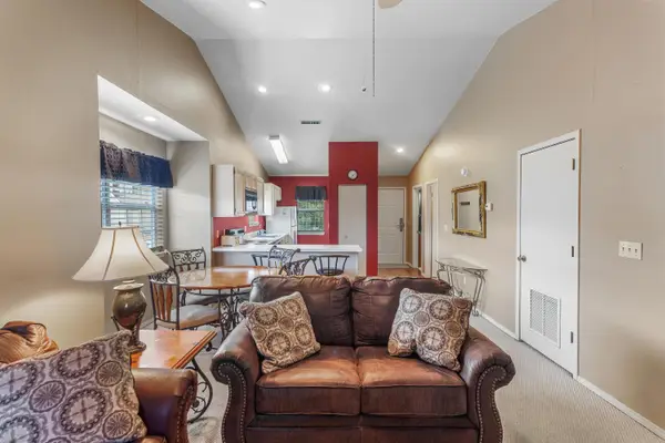 6 Woodpecker Lane #6, Branson, MO 65616