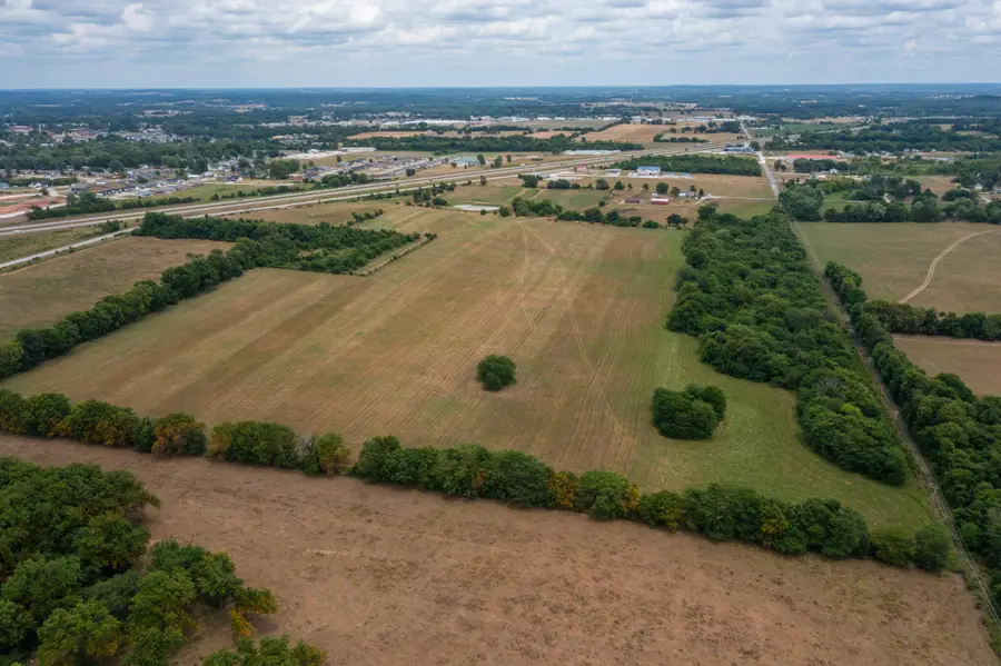 000 Prairie Lane Road, Bolivar, MO 65613 - Image #2