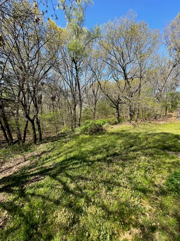 000 S High Street, Neosho, MO 64850