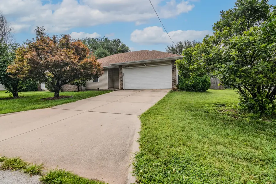 3878 S Leawood Avenue, Springfield, MO 65807 - Image #2