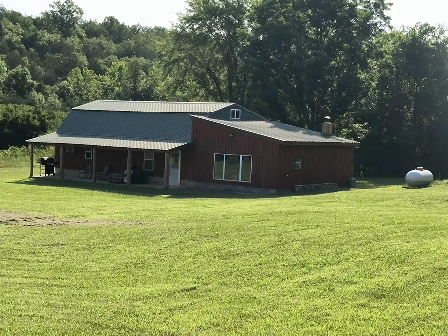 201 Barrett Hollow Lane, Gainesville, MO 65655 - Image #2