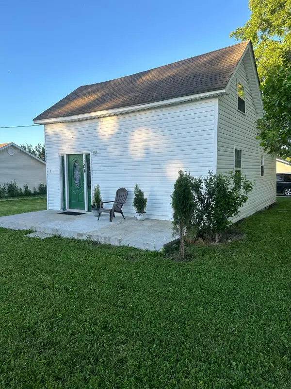 1104 N Oak, Buffalo, MO 65622
