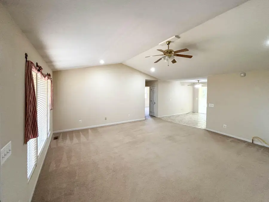 221 Beachwood Street, Theodosia, MO 65761 - Image #3