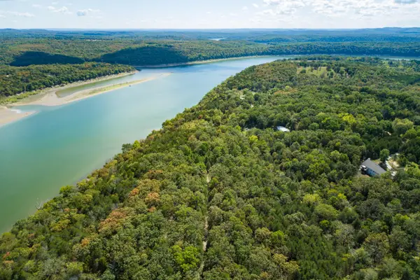 000 Dixie Heights Road, Kirbyville, MO 65679