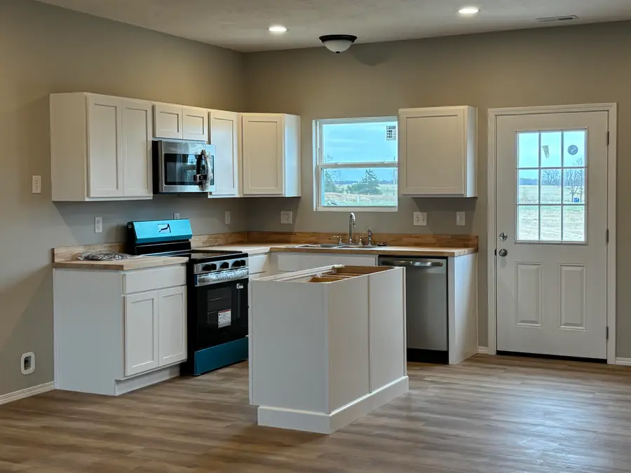 5489 S 250th Road, Buffalo, MO 65622 - #3