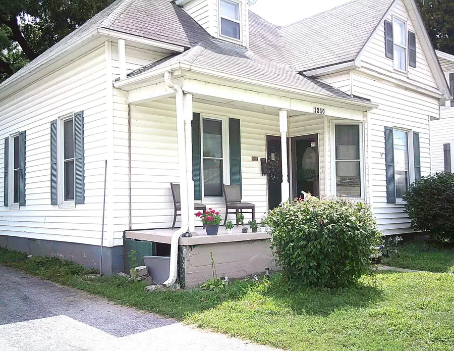 1210 W Atlantic Street, Springfield, MO 65803 - Image #2