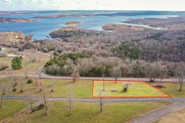 7a Carriage Oaks Drive, Reeds Spring, MO 65737