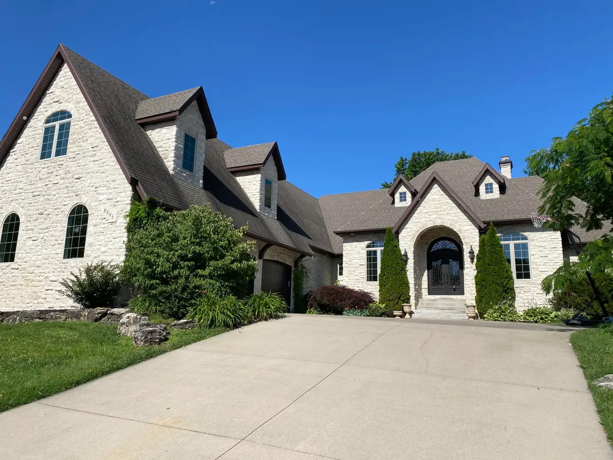 8304 Rolling Hills Dr Drive, Nixa, MO 65714 - Image #1