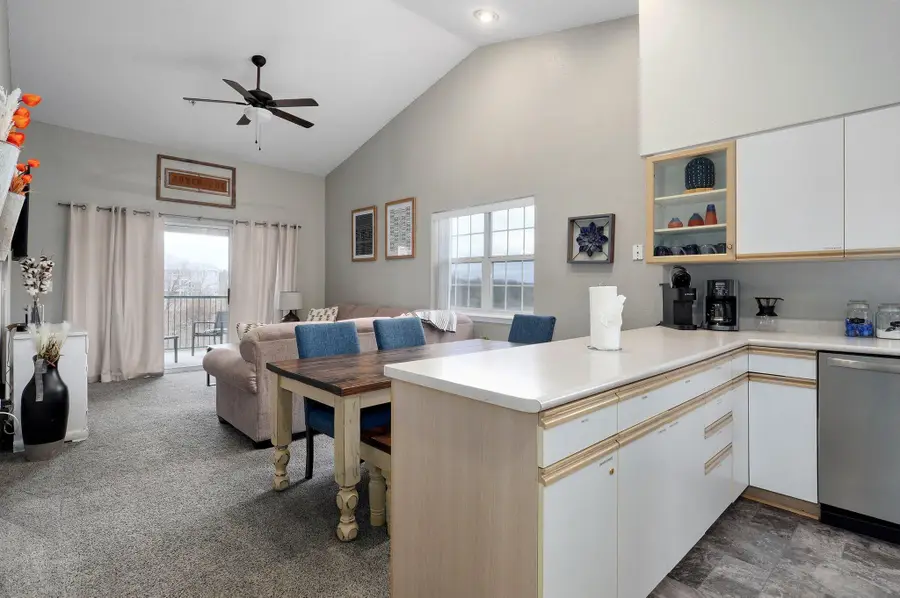 505 Valley View Road #302, Branson, MO 65616 - Image #3