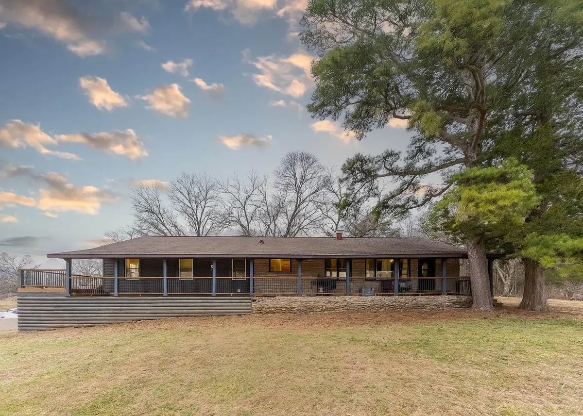 2405 County Road 2710, Mountain View, MO 65548 - Image #1