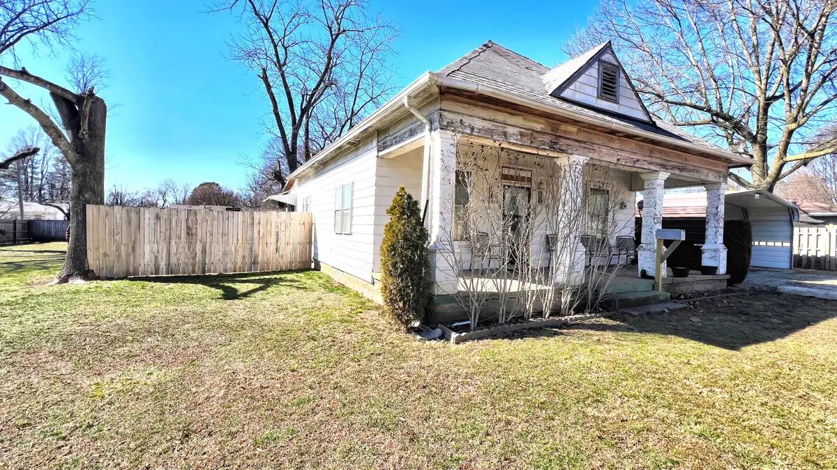 802 First Avenue, Monett, MO 65708 - Image #1