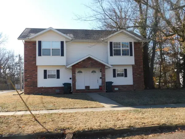 409 W Dunn, Monett, MO 65708