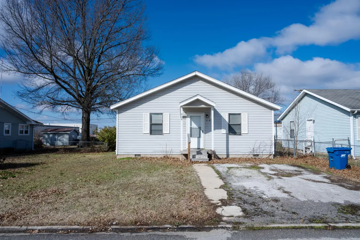 908 Jefferson Avenue, Joplin, MO 64801 - Image #1