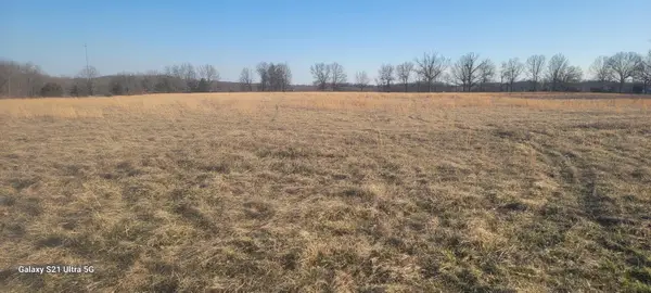 000 Mcintosh Road, Macomb, MO 65702