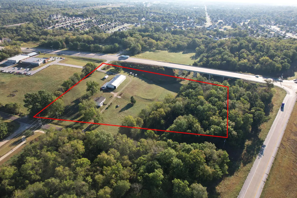 3350 S Kauffman Road, Springfield, MO 65807 - Image #1