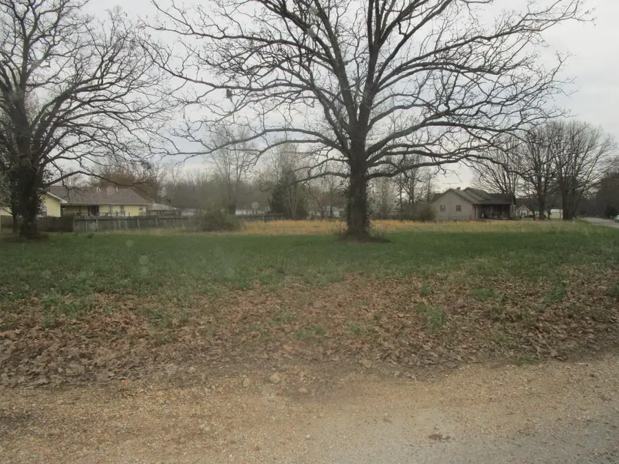 1605 Justin Street, Mountain View, MO 65548 - Image #2