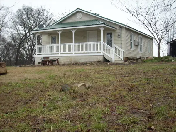 59 Landrace Loop, Tecumseh, MO 65760