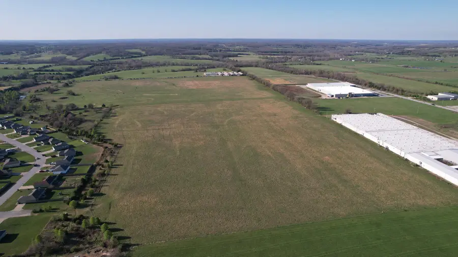 000 Commerce Road, Marshfield, MO 65706 - Image #2