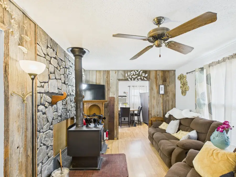 22600 Birchen Road, Hartshorn, MO 65479 - Image #3