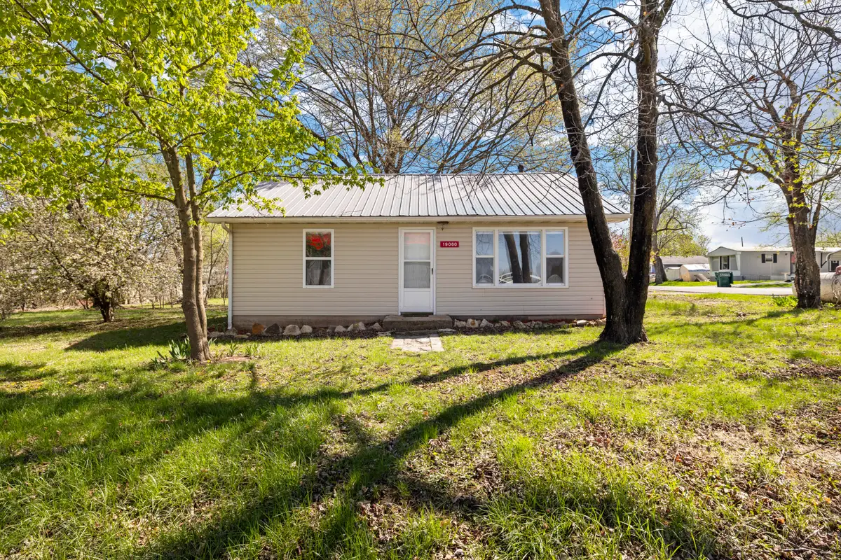 19060 4th Avenue, Wheatland, MO 65779 - Image #1