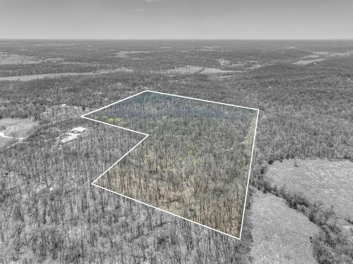 000 Goldfinch Road, Neosho, MO 64850 - Image #1