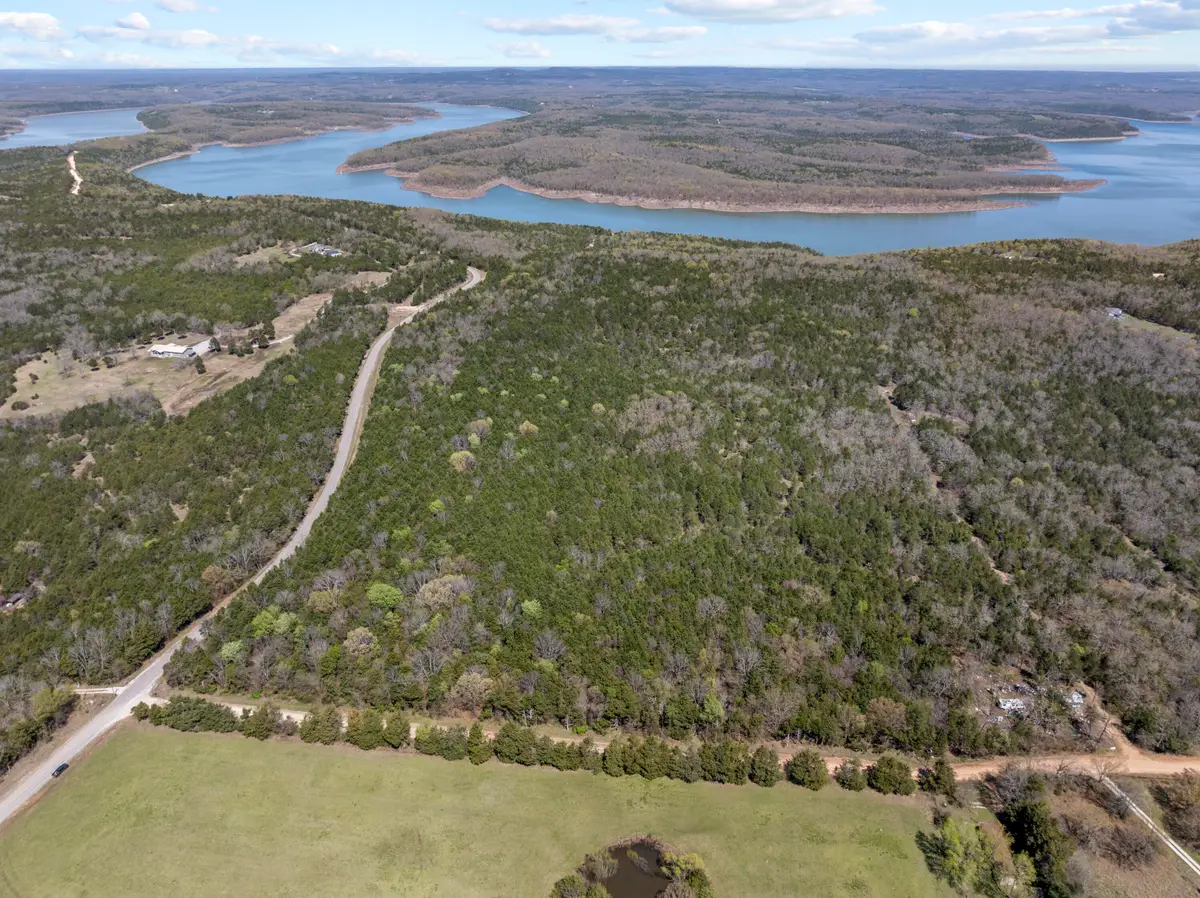 000 Horsehoe Bend Road, Lead Hill, AR 72644 - Image #1