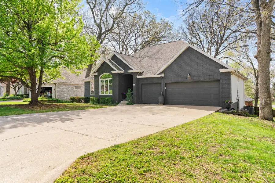 840 E Gaslight Drive, Springfield, MO 65810 - Image #3