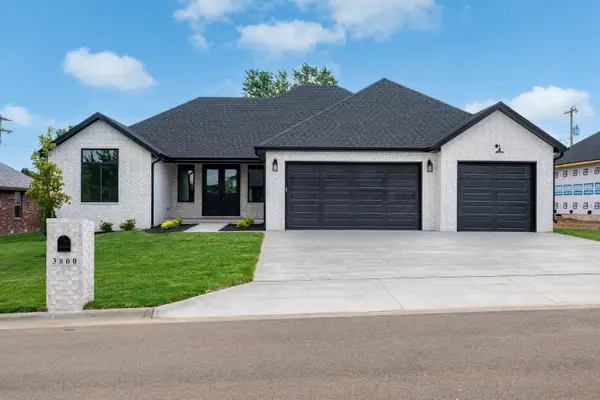 3800 W Broadmoor Street, Springfield, MO 65807