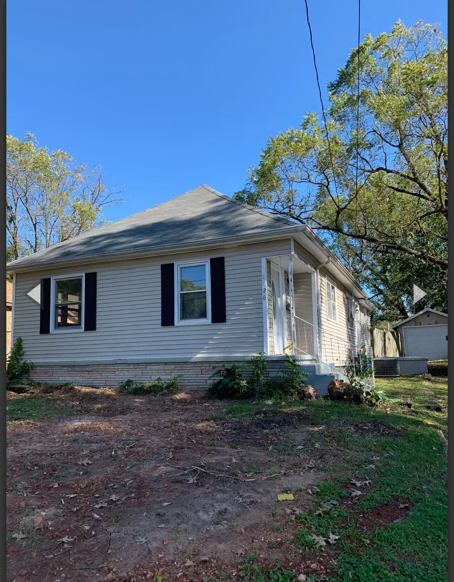 1126 N Rogers Avenue, Springfield, MO 65802 - #2