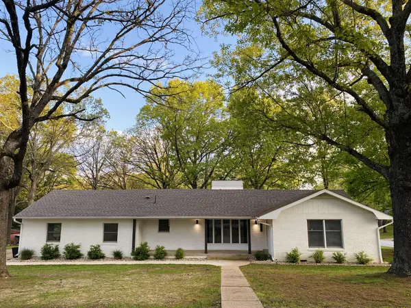 1908 Timber Lane, West Plains, MO 65775