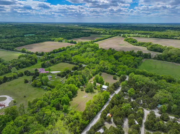 1156 SE 180th Road, Clinton, MO 64735