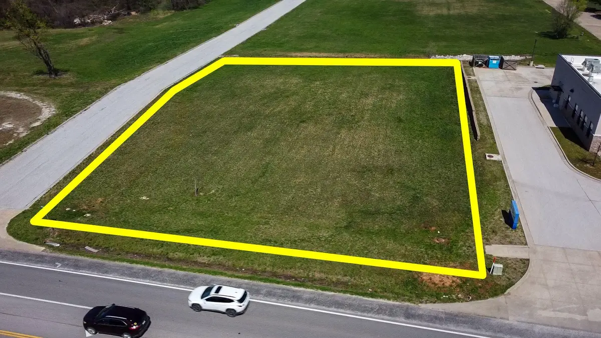 Address Withheld By Seller, Bolivar, MO 65613 - Image #1