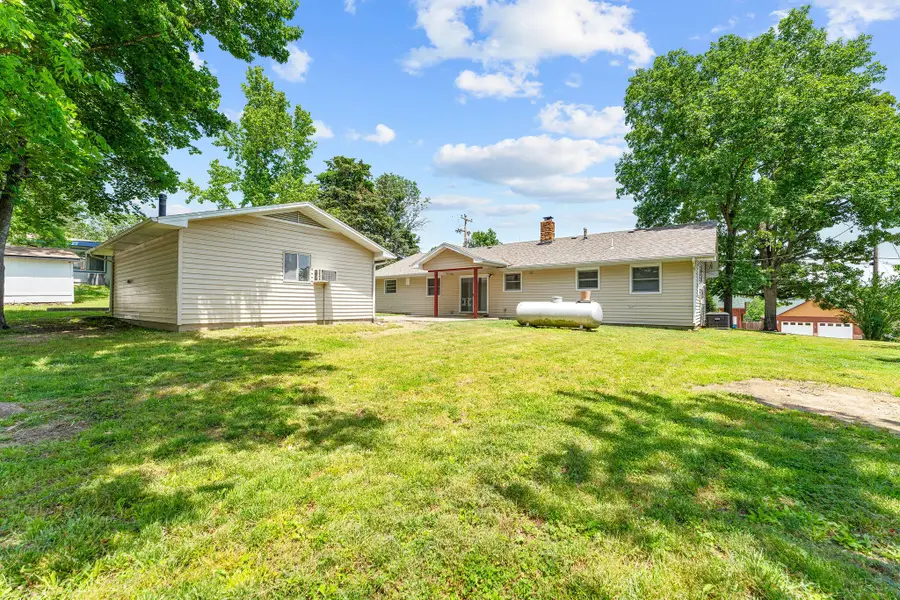 76 Lakeshore Drive, Kimberling City, MO 65686 - Image #2